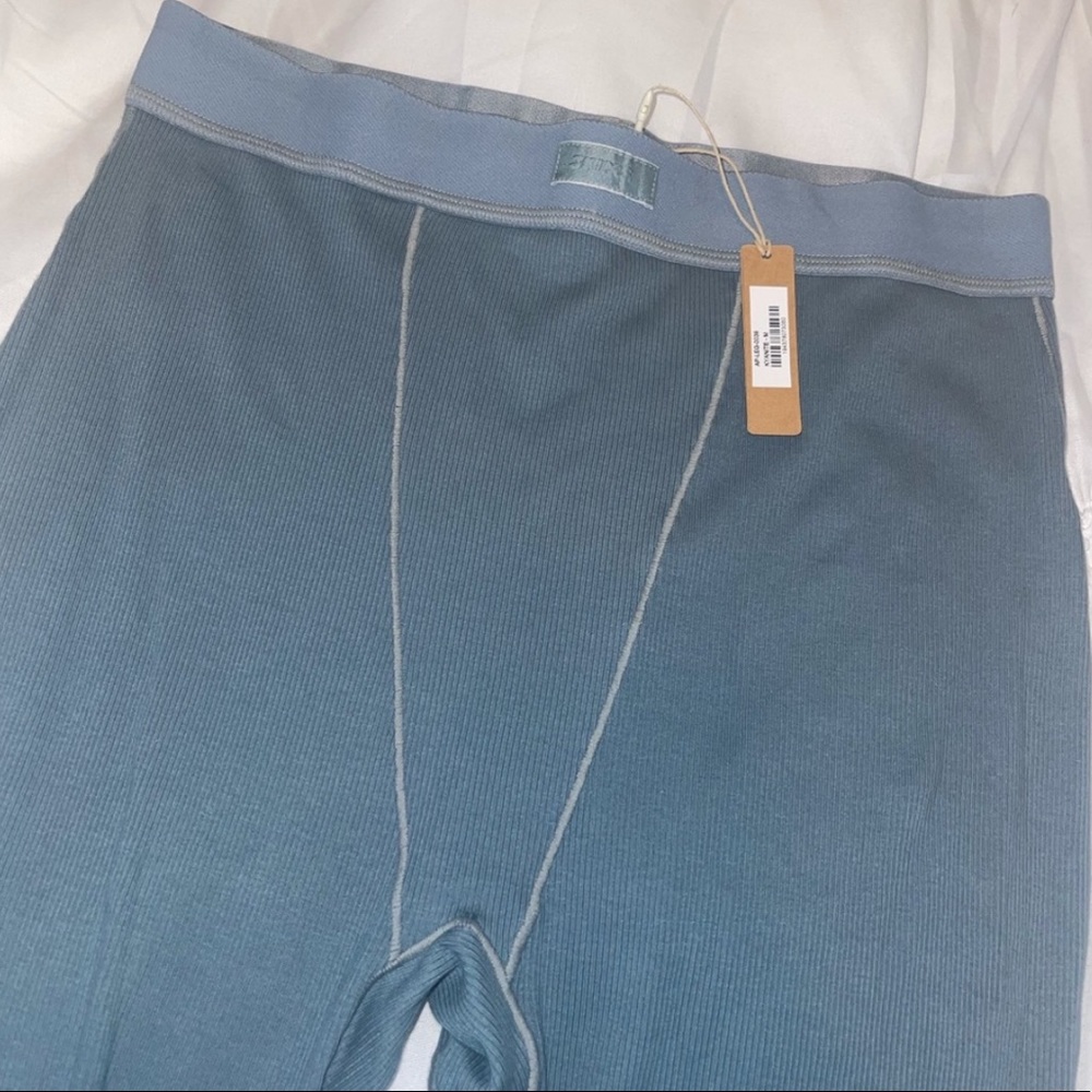 Skims leggings new